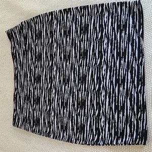 LuLaRoe 3XL Cassie Skirt